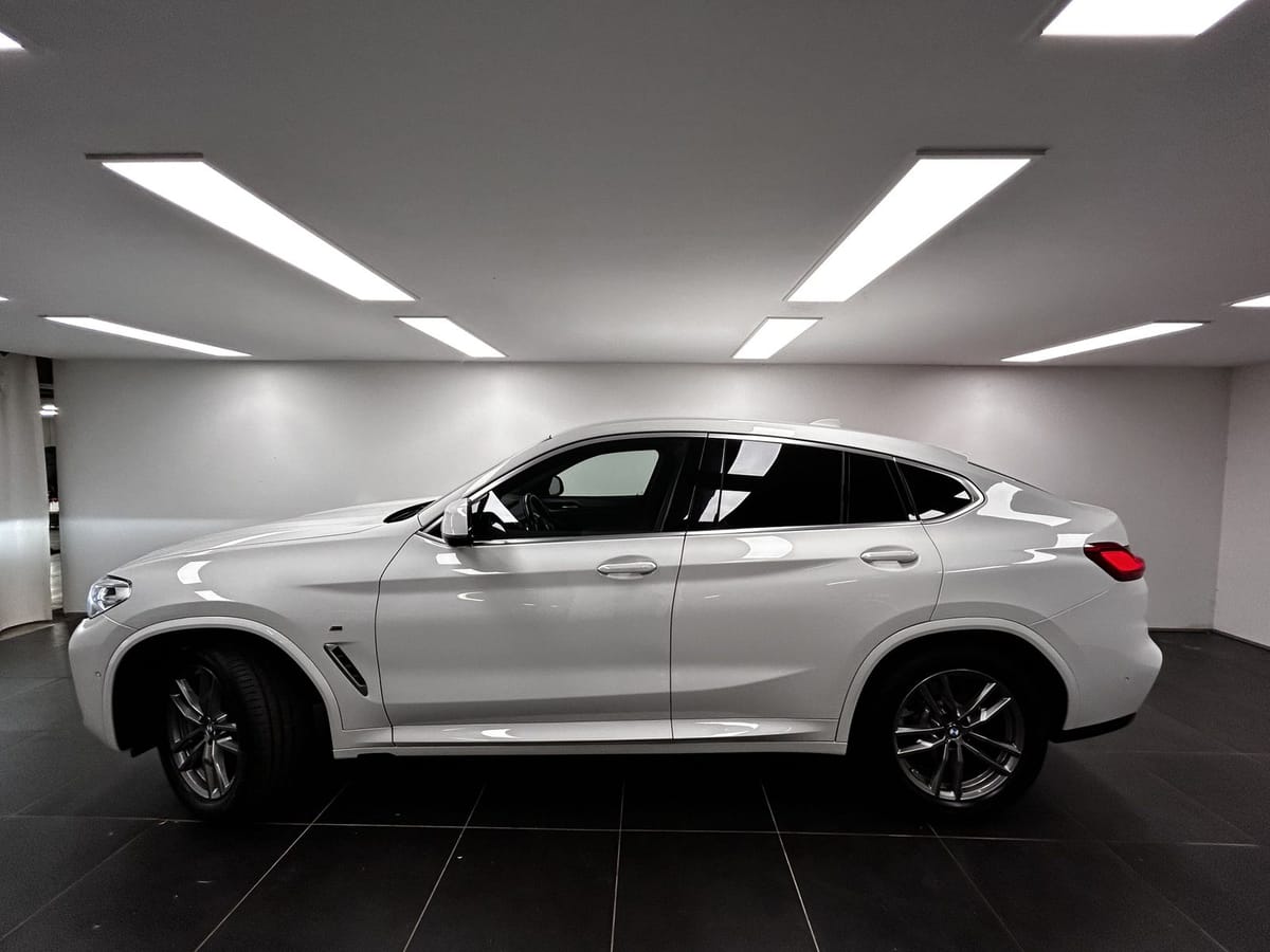 BMW X4 xDrive20i M Sport LED DAB Parkassistent foto 2