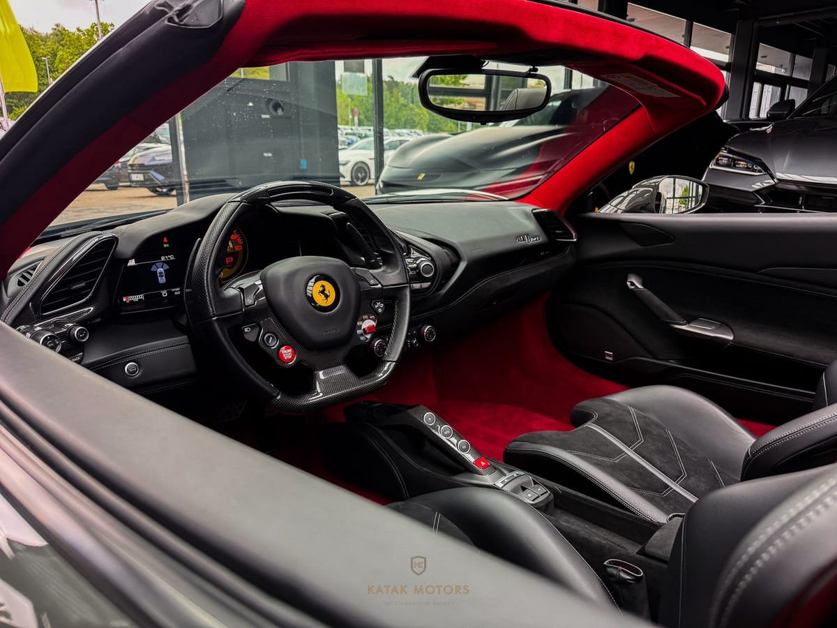 Ferrari 488 Spider V8/LIFT/LED/KAMERA/PDC/VOLL-KARBON foto 17
