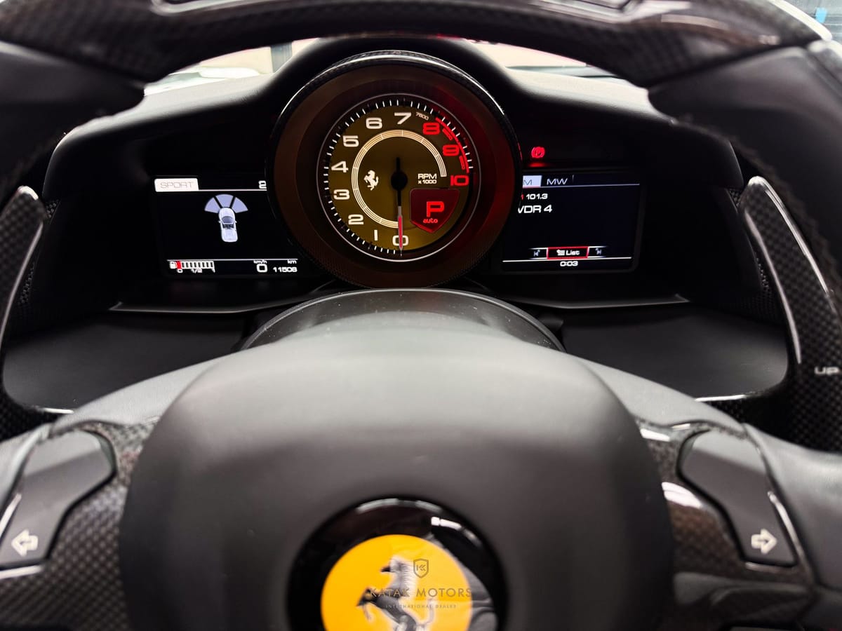 Ferrari 488 Spider V8/LIFT/LED/KAMERA/PDC/VOLL-KARBON foto 21