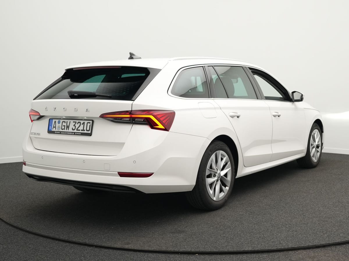 Skoda Octavia Combi Style 1,5 TSI AHK LED HdUp 17 foto 3