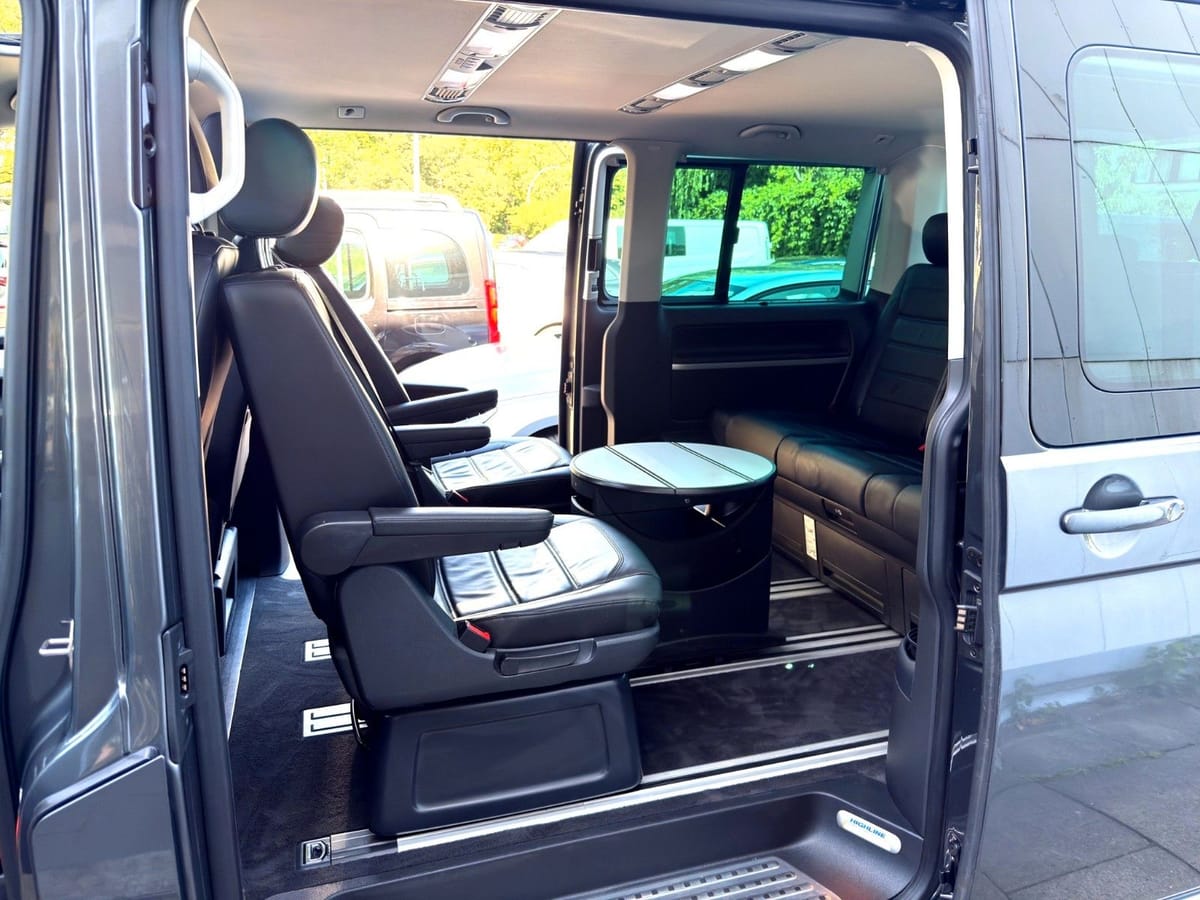 Volkswagen T6 Multivan 2,0 TDI Highline 4M Autom 2xel.Tür foto 17