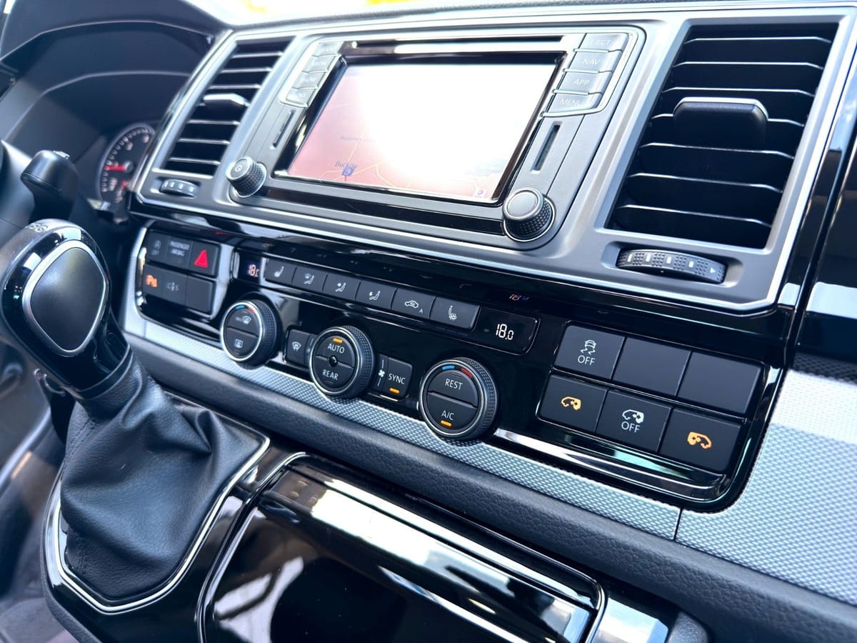 Volkswagen T6 Multivan 2,0 TDI Highline 4M Autom 2xel.Tür foto 19