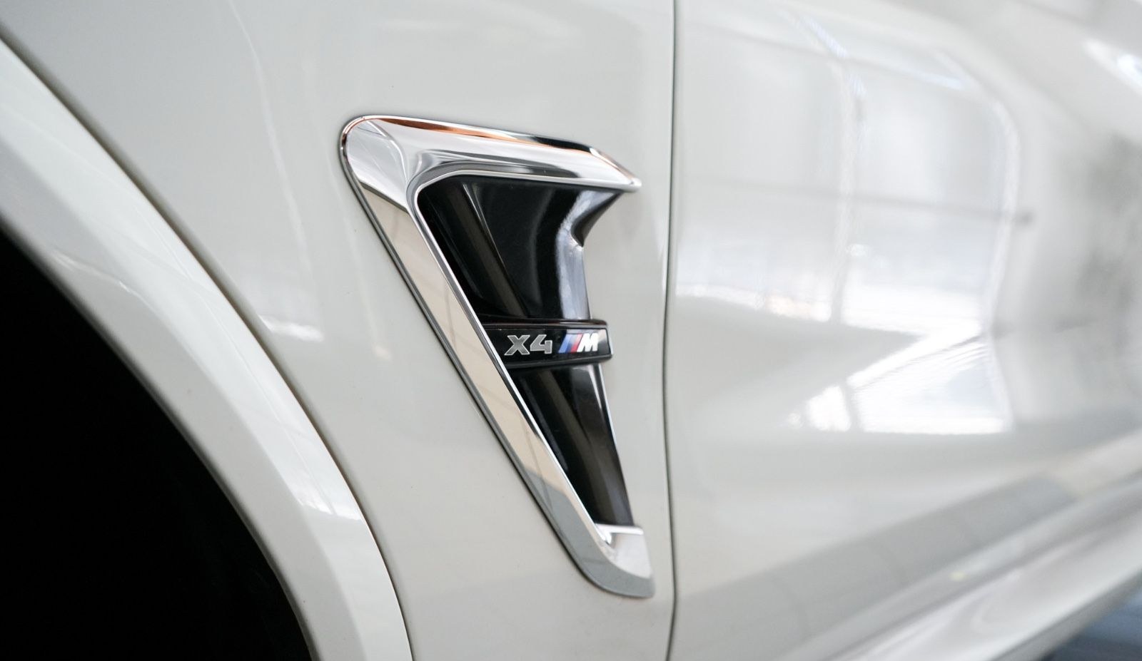 BMW X4 M M-SPORTSITZE MERINO CARBON HEAD-UP foto 3