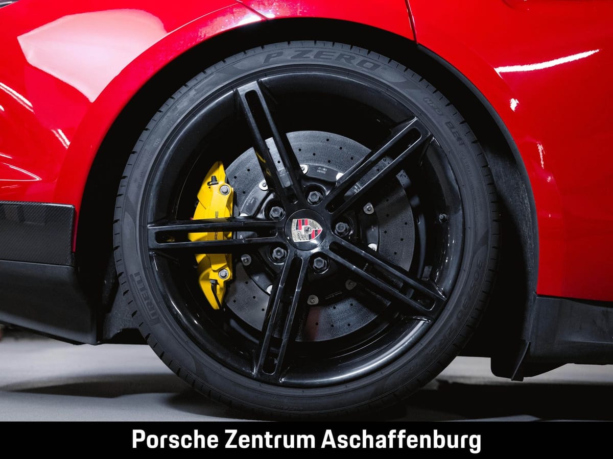Porsche Taycan Turbo S Sport Design Paket Carbon Head-Up foto 14