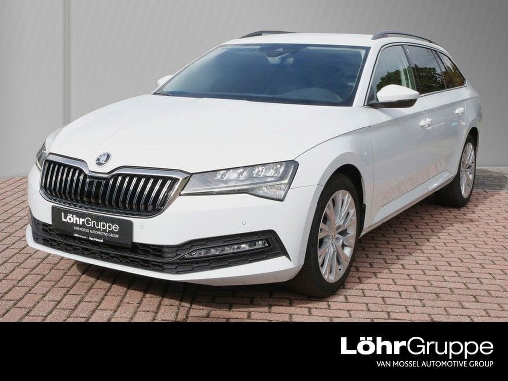 Skoda Superb Combi 2.0 TDI DSG Ambition 18 ACC NAVI foto 1