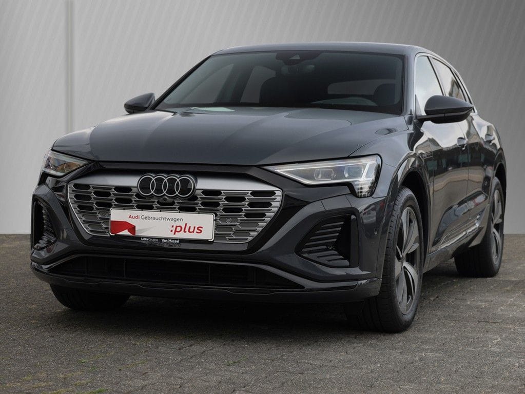 Audi Q8 S line 50 e-tron quattro foto 2