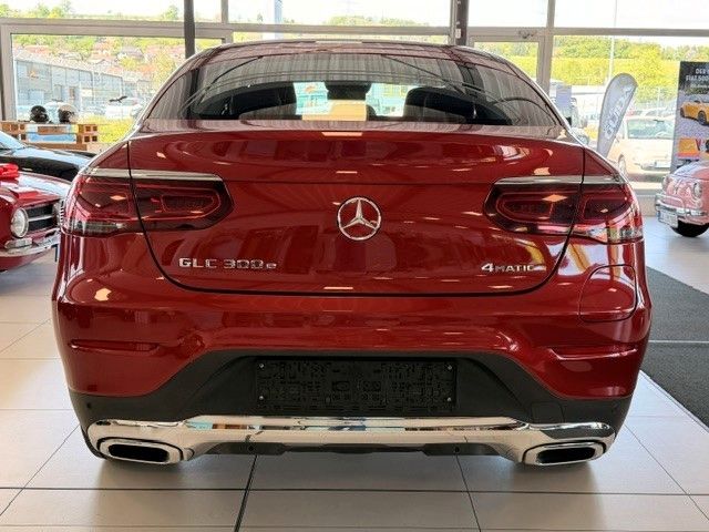 Mercedes-Benz GLC 300 GLC Coupe GLC 300 e 4Matic foto 4