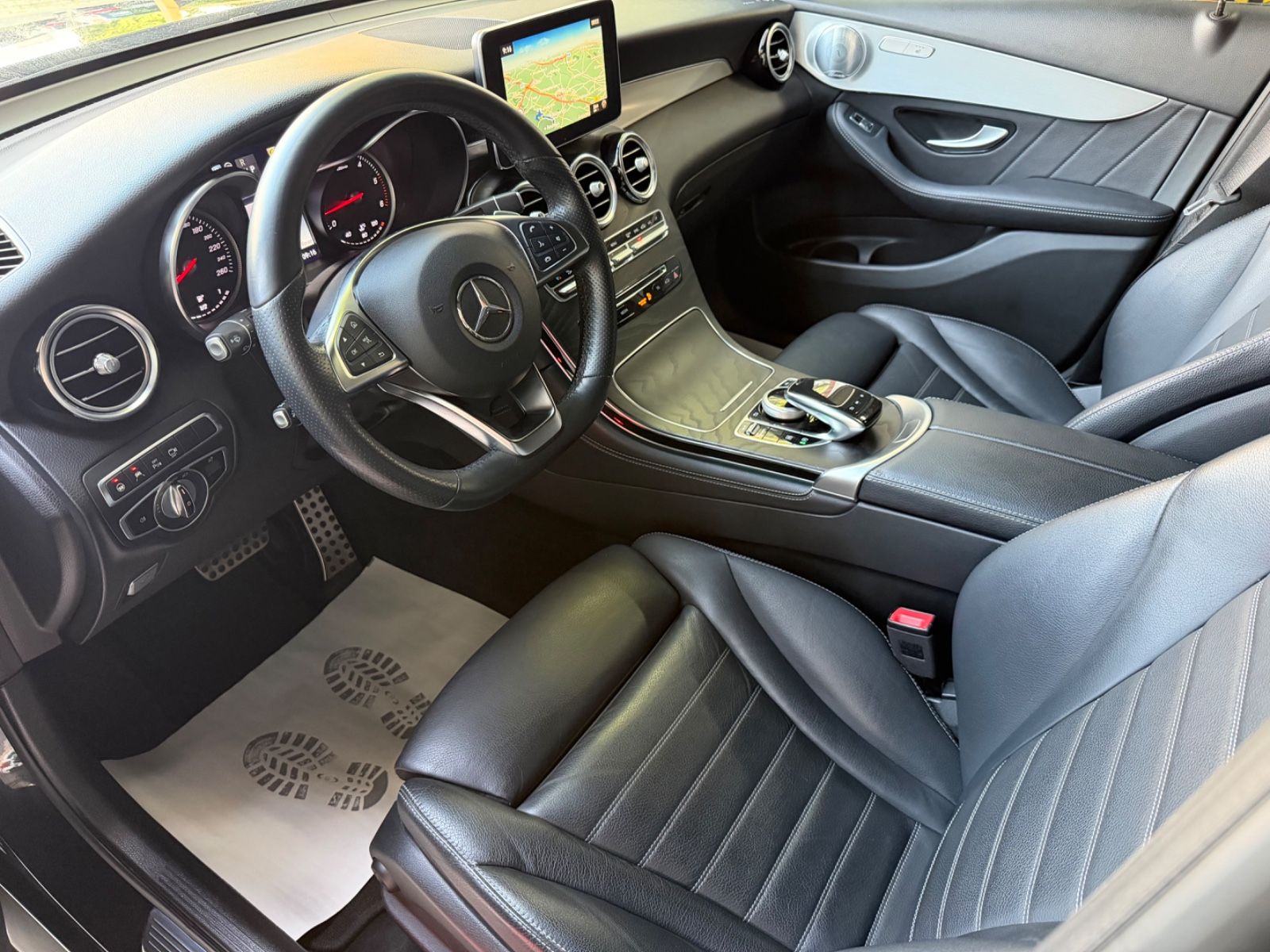 Mercedes-Benz GLC 350d 4Matic AMG LED ACC 360°Kamera PANO foto 4