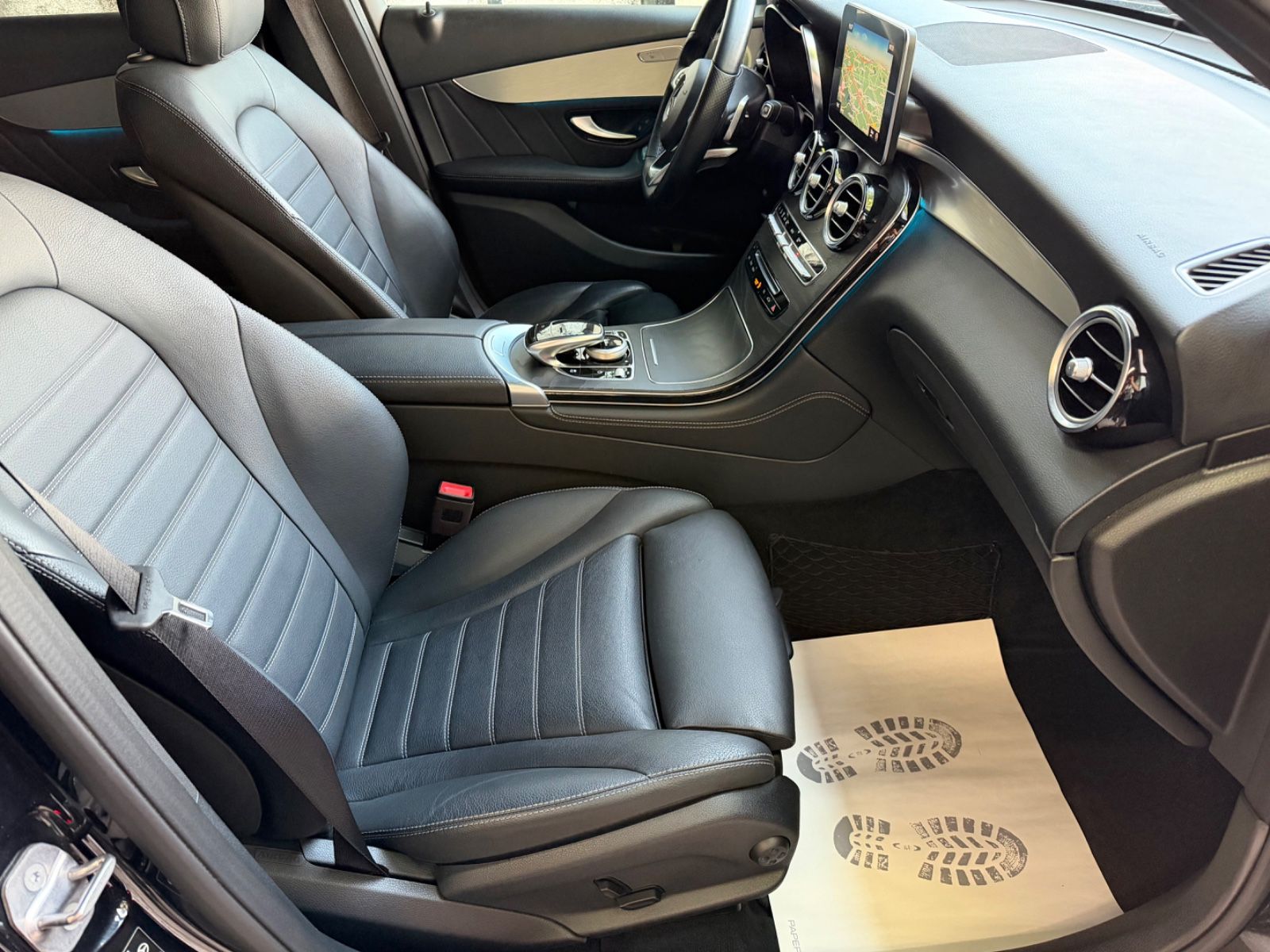 Mercedes-Benz GLC 350d 4Matic AMG LED ACC 360°Kamera PANO foto 5