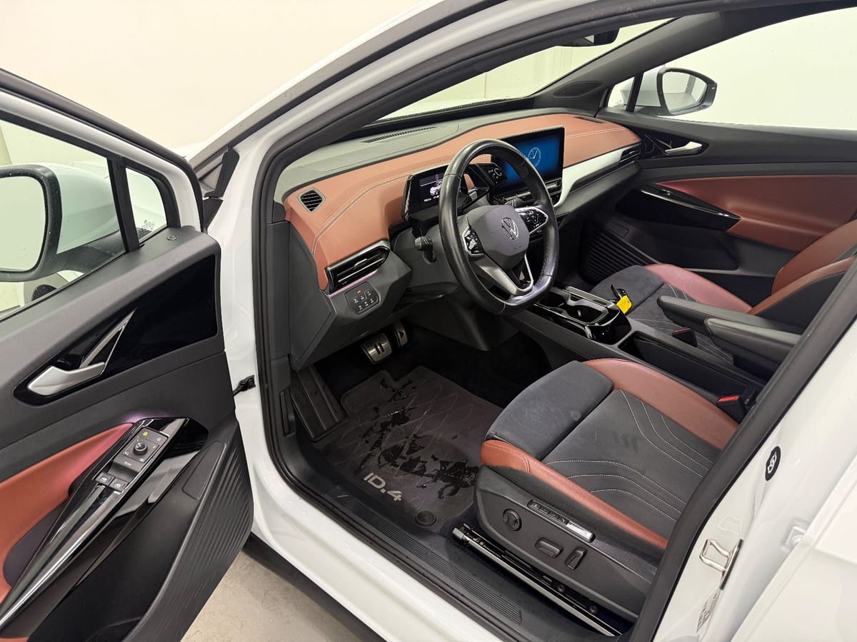 Volkswagen ID.4 Pure 109 kW Style*IQ.Light*Bi-Color Int*ACC foto 17