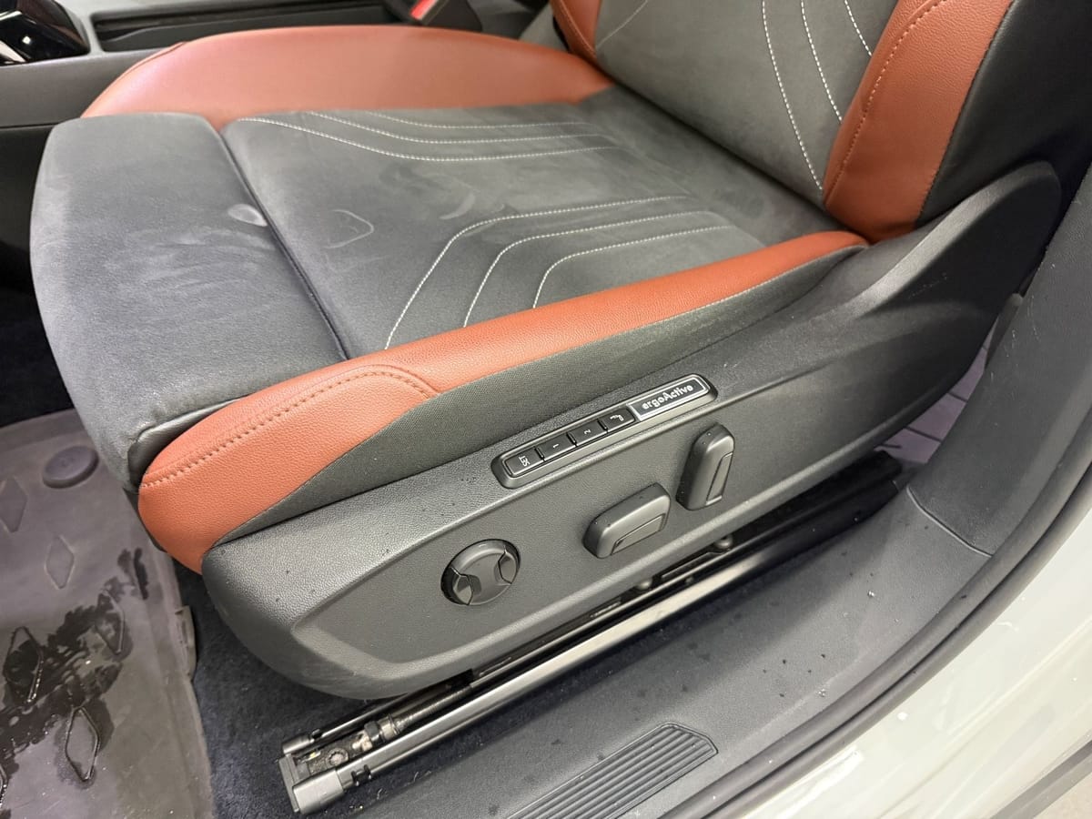 Volkswagen ID.4 Pure 109 kW Style*IQ.Light*Bi-Color Int*ACC foto 19
