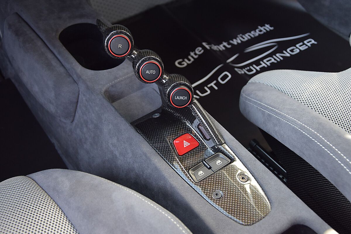 Ferrari 458 Speciale *4-Punkt Gurte*Bügel*Alcantara C... foto 13