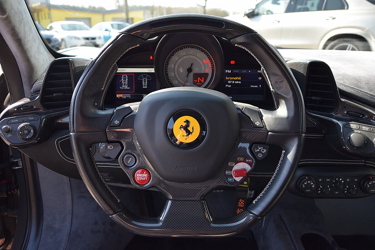 Ferrari 458 Speciale *4-Punkt Gurte*Bügel*Alcantara C... foto 6