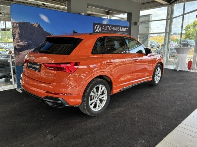Audi Q3 SUV S line Optikpaket Navi LED Kamera foto 5