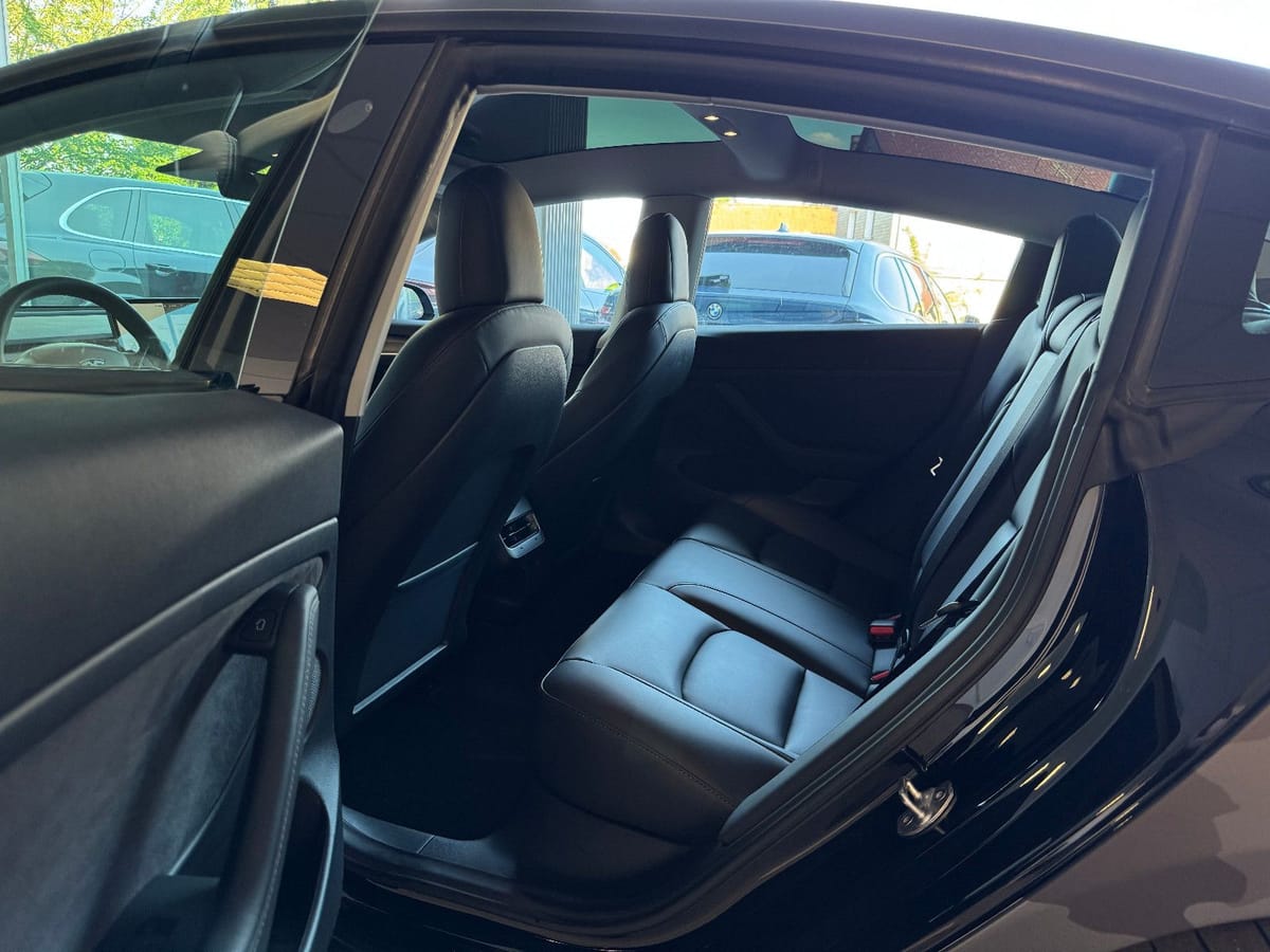 Tesla Model 3 Performance AWD 1-Hand foto 15