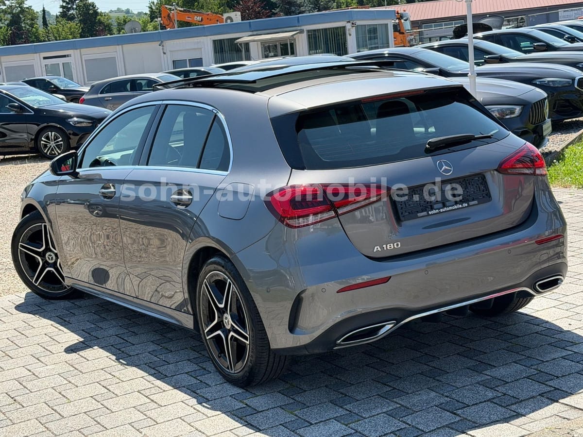 Mercedes-Benz A 180 AMG-Line Aut./Panorama/Leder/Navi/LED/MBUX foto 11