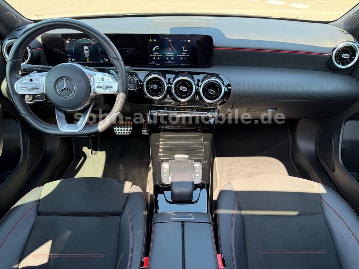 Mercedes-Benz A 180 AMG-Line Aut./Panorama/Leder/Navi/LED/MBUX foto 21