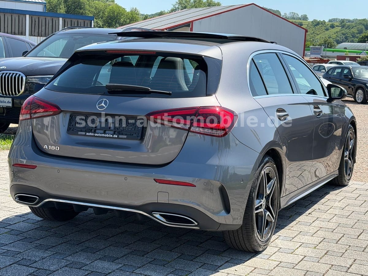 Mercedes-Benz A 180 AMG-Line Aut./Panorama/Leder/Navi/LED/MBUX foto 7