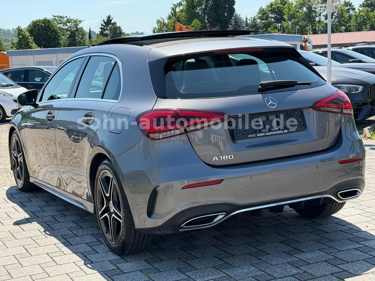 Mercedes-Benz A 180 AMG-Line Aut./Panorama/Leder/Navi/LED/MBUX foto 8