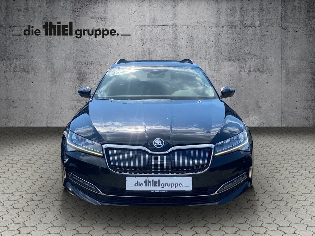 Skoda Superb Combi 1.4 TSI iV Ambition DSG Navi LED Na foto 2
