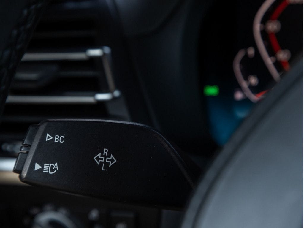 BMW X3 xDrive 20i M-Sport FACEL. PANO AHK HUD 360° foto 24