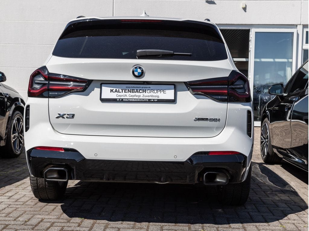 BMW X3 xDrive 20i M-Sport FACEL. PANO AHK HUD 360° foto 6