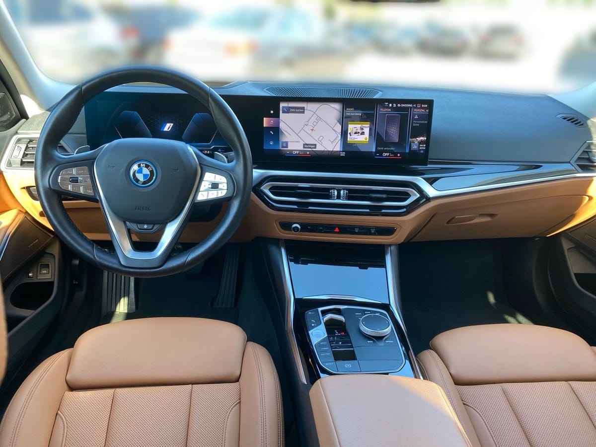 BMW 320e xDrive Touring ab 299 foto 10