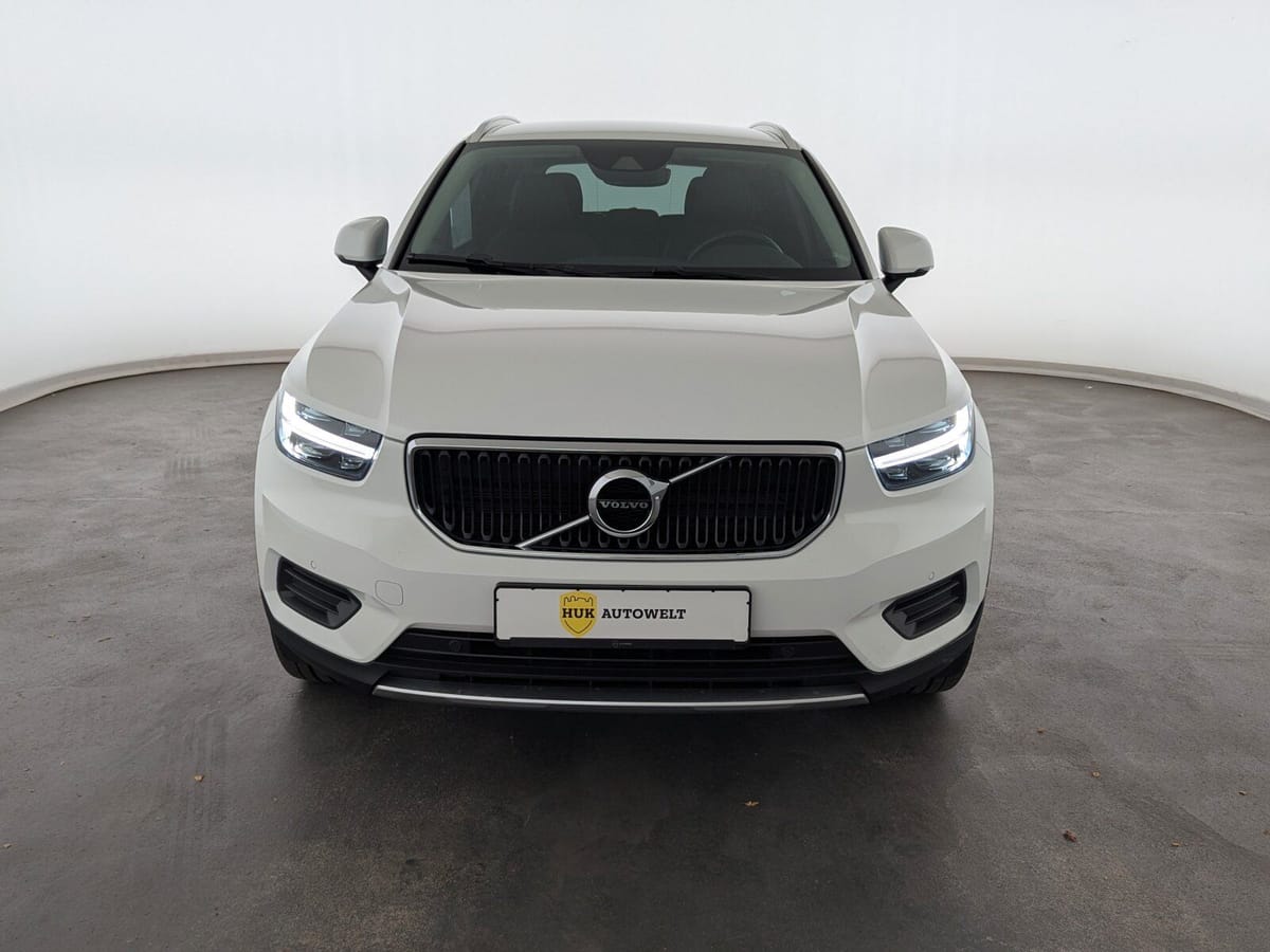 Volvo XC 40 D3 AWD Momentum Pro LED NAVI SHZ AHK RFK foto 2