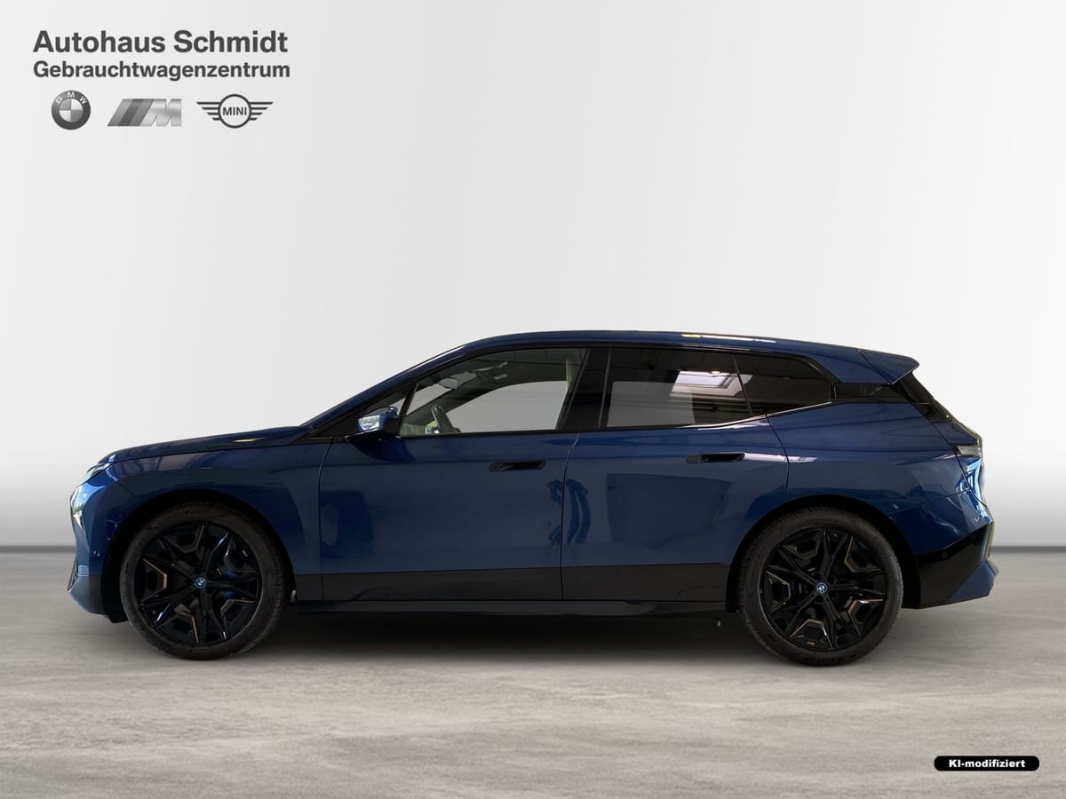 BMW iX xDrive40 Sportpaket LC Prof. HUD H K AHK Las foto 2
