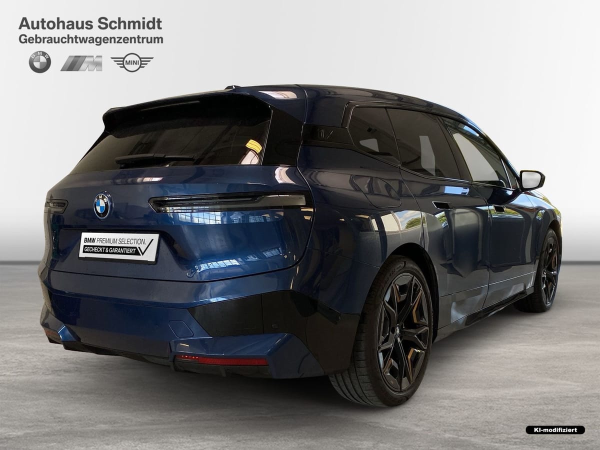 BMW iX xDrive40 Sportpaket LC Prof. HUD H K AHK Las foto 5