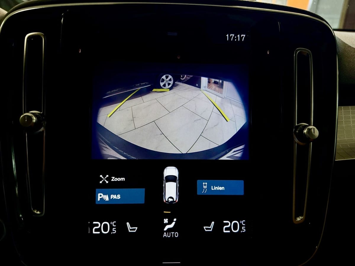 Volvo XC40 2.0 T5 AWD AUT LEDER NAVI LED CAM SHZ PDC foto 18