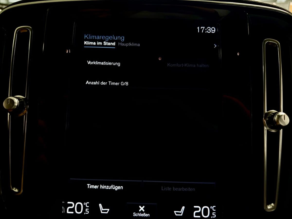 Volvo XC40 2.0 T5 AWD AUT LEDER NAVI LED CAM SHZ PDC foto 23