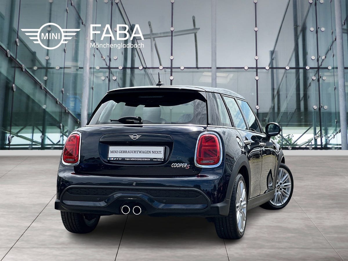 MINI Cooper S 5-Türer DAB LED RFK Navi Komfortzg. foto 2