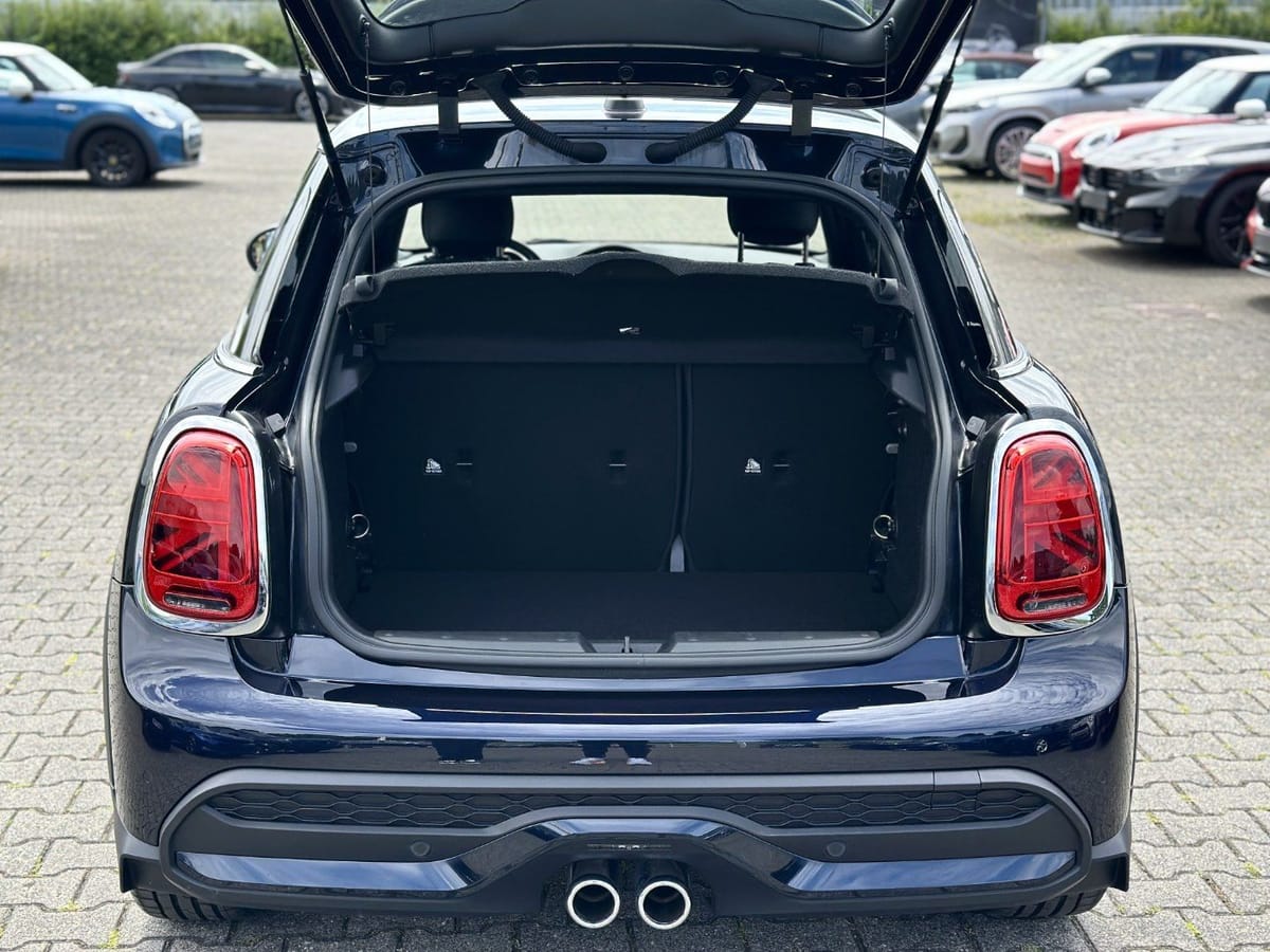 MINI Cooper S 5-Türer DAB LED RFK Navi Komfortzg. foto 7