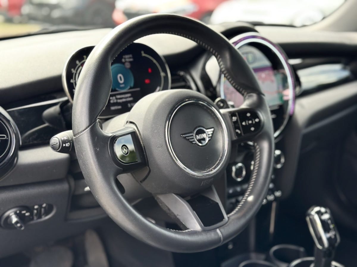 MINI Cooper S 5-Türer DAB LED RFK Navi Komfortzg. foto 9