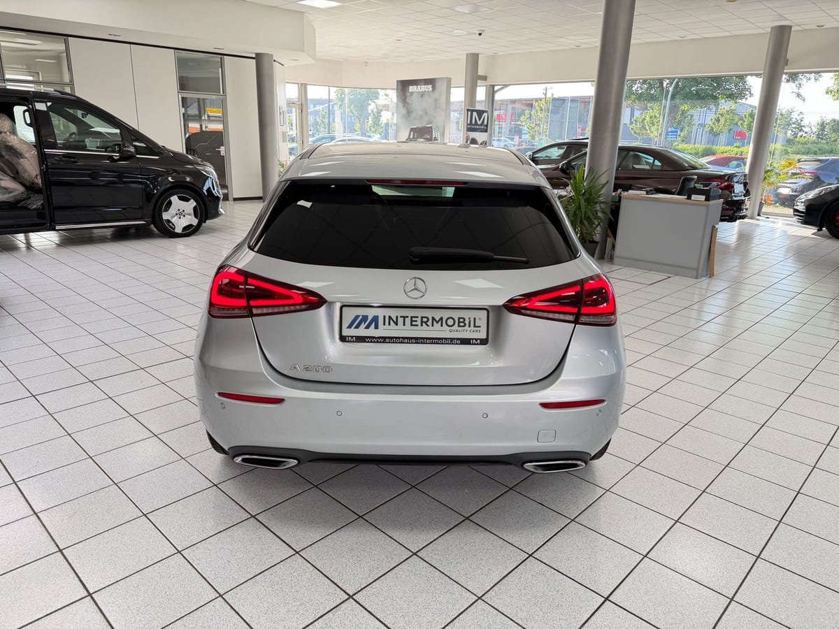 Mercedes-Benz A 200 Leder*Navi*KAM*MBUX*Night-Paket*AMBIENTE* foto 5