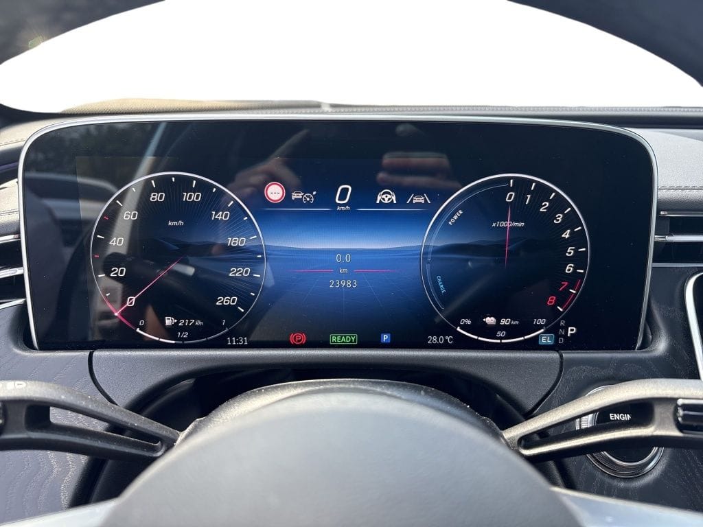 Mercedes-Benz E 300 e T-Modell mit EQ Hybrid Technologie 360 foto 10