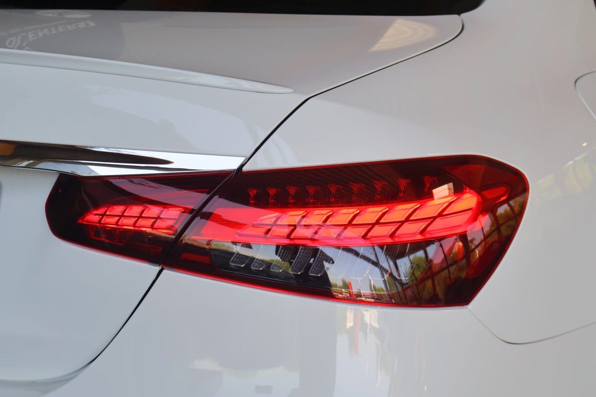 Mercedes-Benz E 450 4MATIC EQ Boost|Mild Hybrid|Burmester|Pano foto 9