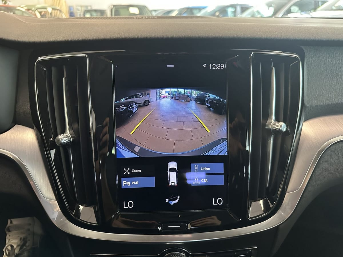 Volvo V60 Inscription Plug-In AWD CAM Harman K LED foto 16