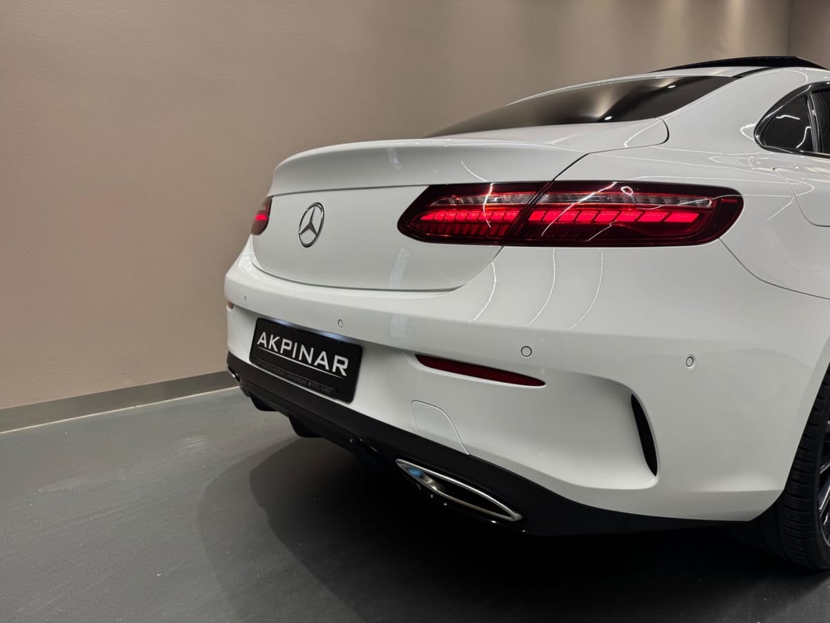Mercedes-Benz E300 Coupe AMG Line PANO LED TEMPOMAT 360° SHZ foto 5