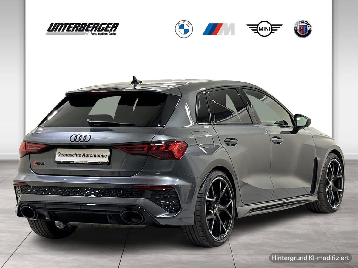 Audi RS3 Sportback 2.5 TFSI quattro ACC B&O 280km h foto 3