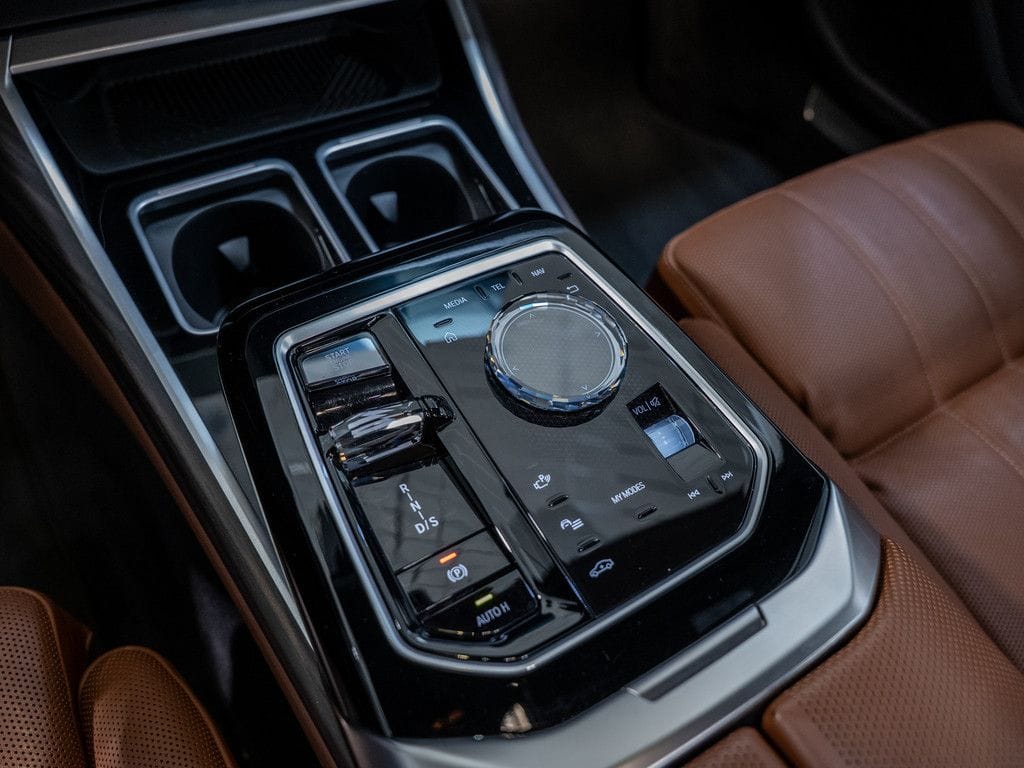 BMW 750e xDrive Design Pure Excellence PANO LED ACC foto 21