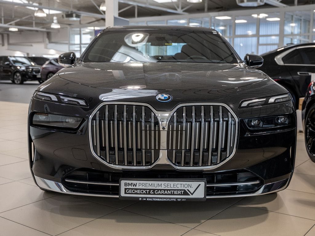 BMW 750e xDrive Design Pure Excellence PANO LED ACC foto 4