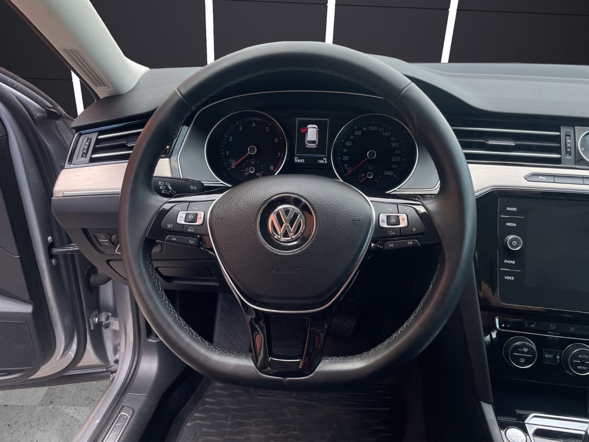 Volkswagen Passat Variant Highline 1.Hand Navi Kamera Shz foto 11
