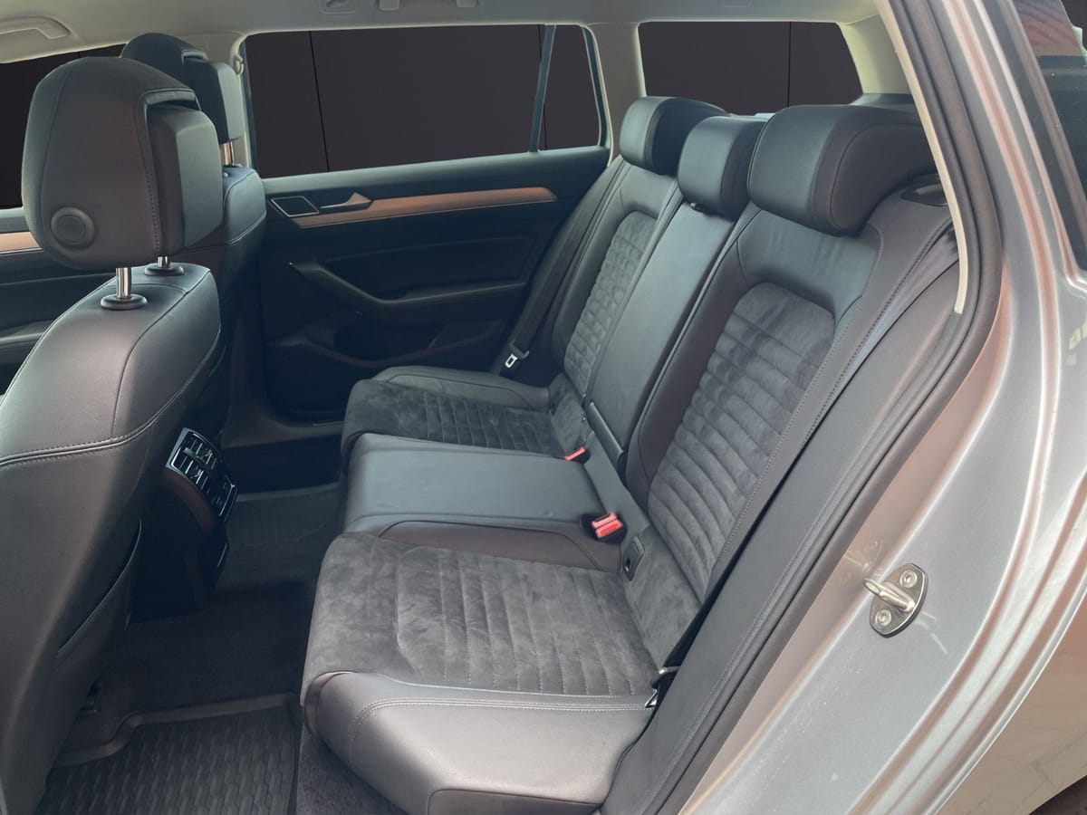 Volkswagen Passat Variant Highline 1.Hand Navi Kamera Shz foto 13