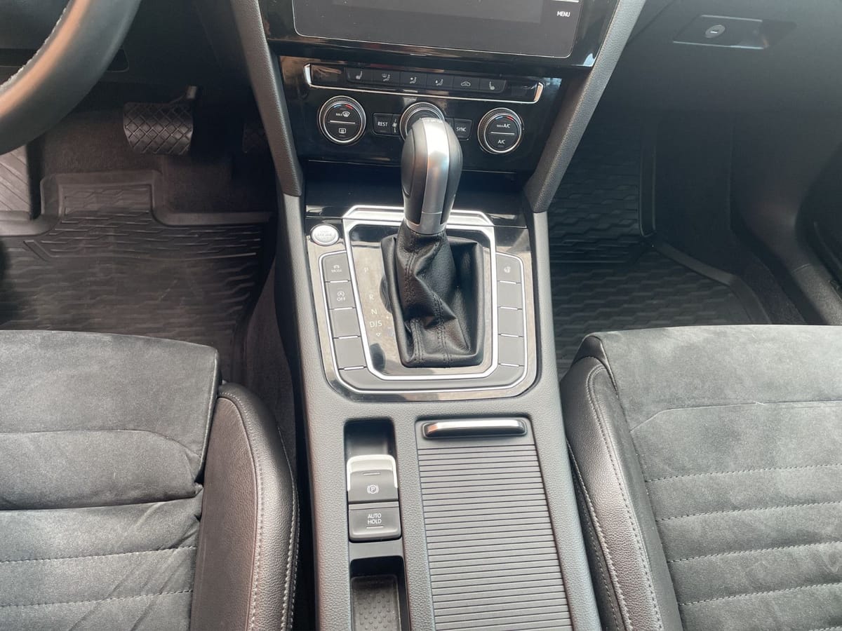 Volkswagen Passat Variant Highline 1.Hand Navi Kamera Shz foto 19
