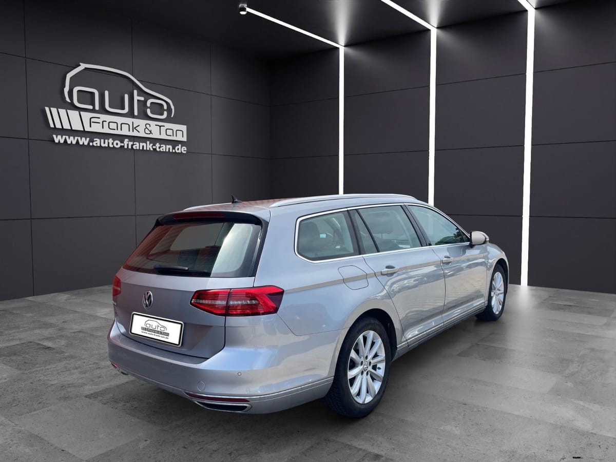 Volkswagen Passat Variant Highline 1.Hand Navi Kamera Shz foto 6
