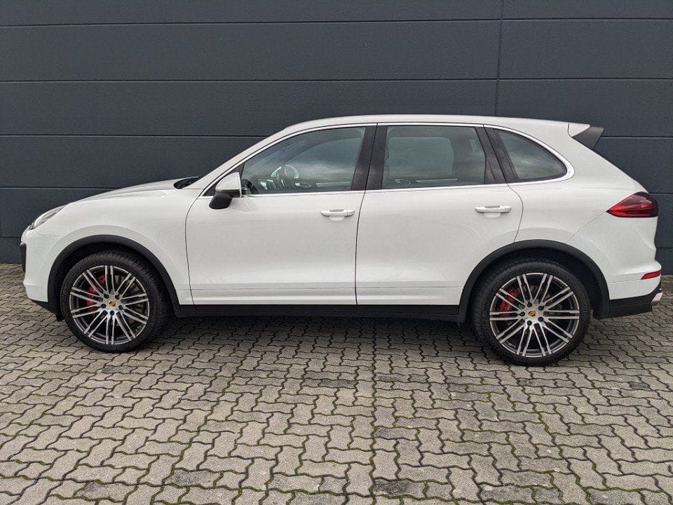 Porsche Cayenne 4.8l V8 Turbo AHK Panodach Luftfederung foto 3