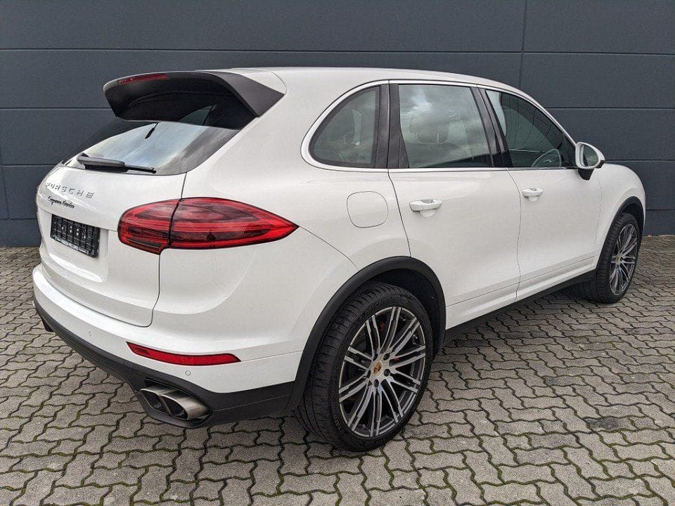 Porsche Cayenne 4.8l V8 Turbo AHK Panodach Luftfederung foto 5