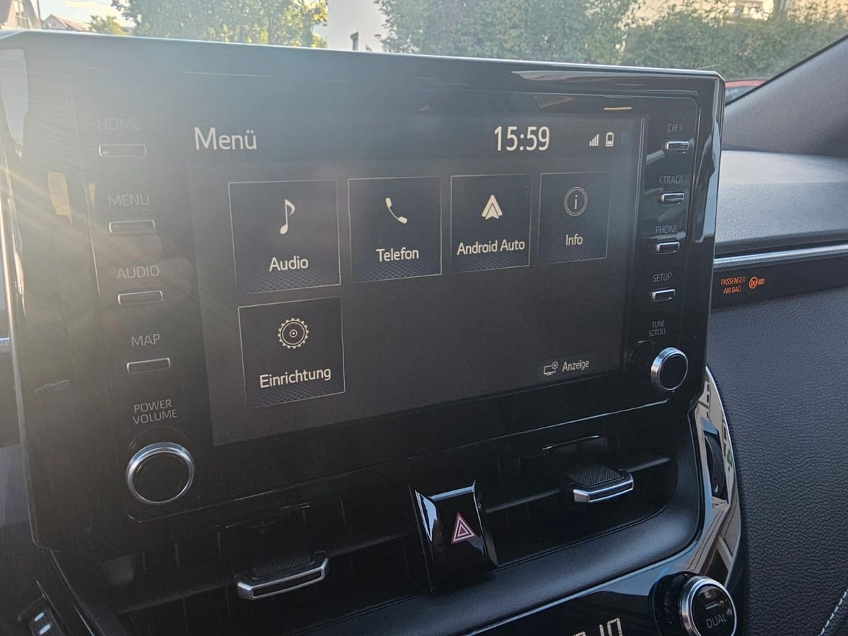 Toyota Corolla 1,5 Automatik Comfort foto 14